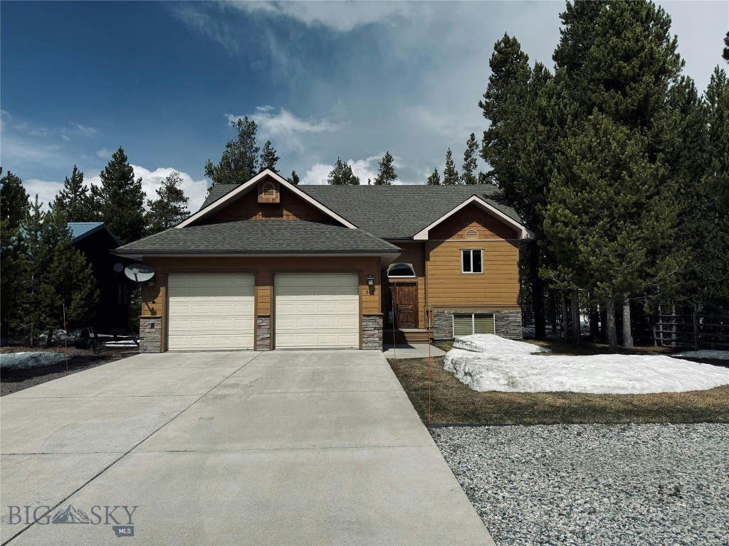 305 LEWIS AVE, WEST YELLOWSTONE, MT 59758, photo 1 of 25