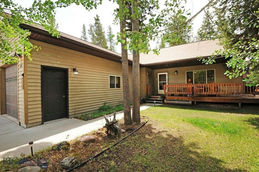 508 CASCADE AVE, WEST YELLOWSTONE, MT 59758, photo 1 of 28